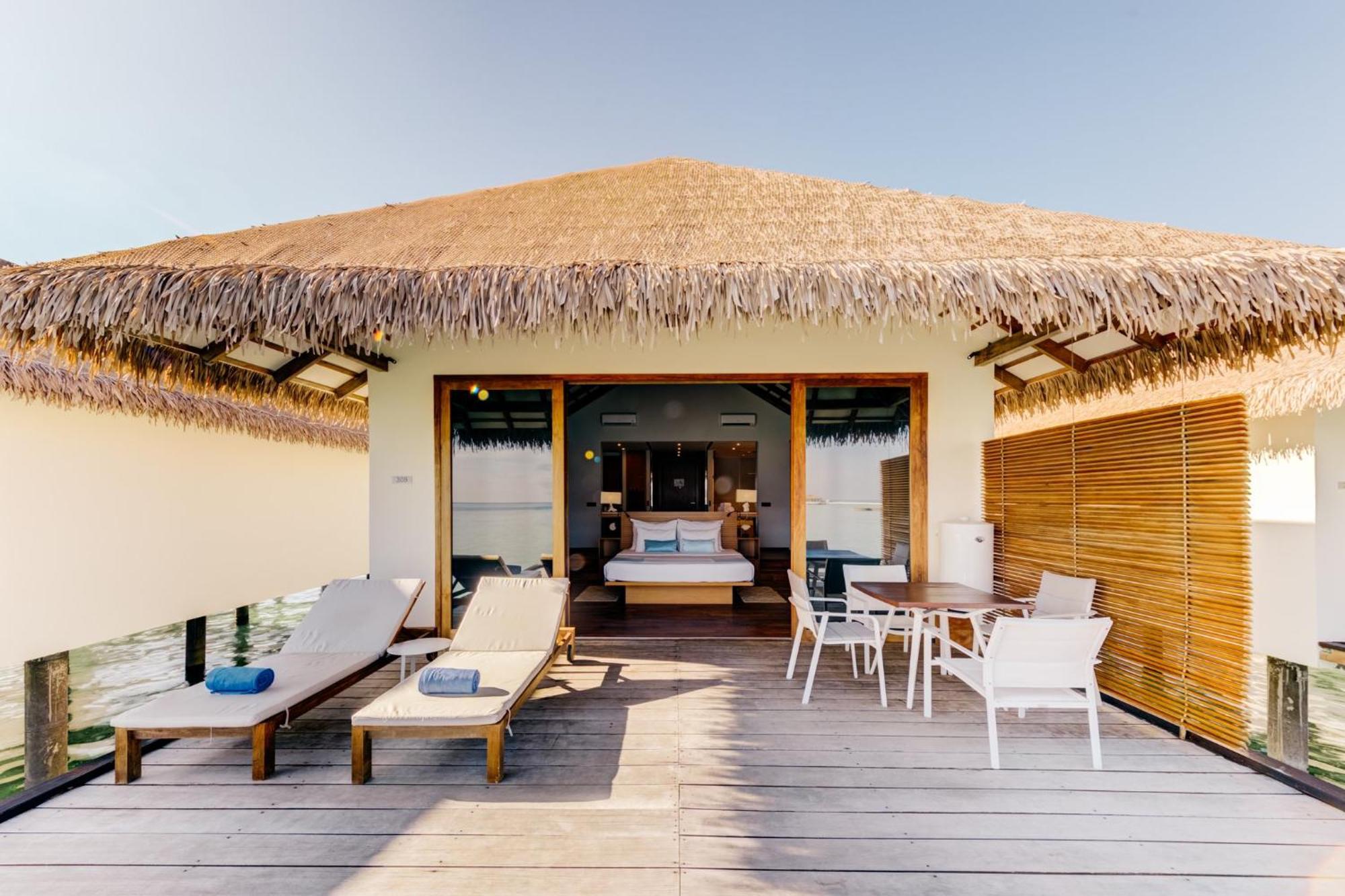 Cinnamon Velifushi Maldives Aarah Island Экстерьер фото A beach villa at the resort